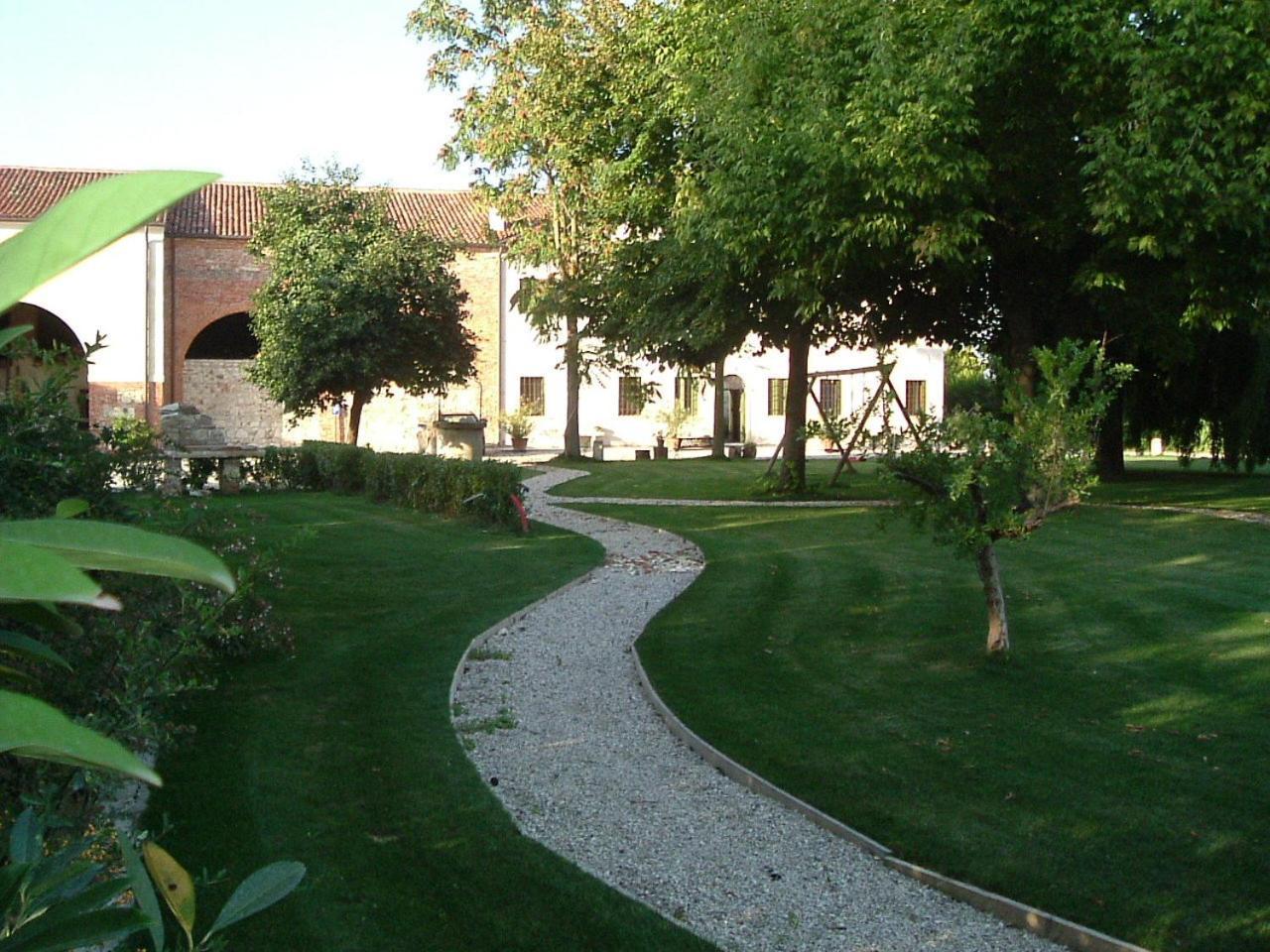 Agriturismo La Sophora 몬테갈델라 외부 사진