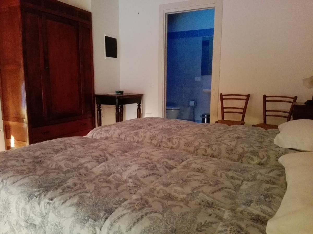 Agriturismo La Sophora 몬테갈델라 외부 사진
