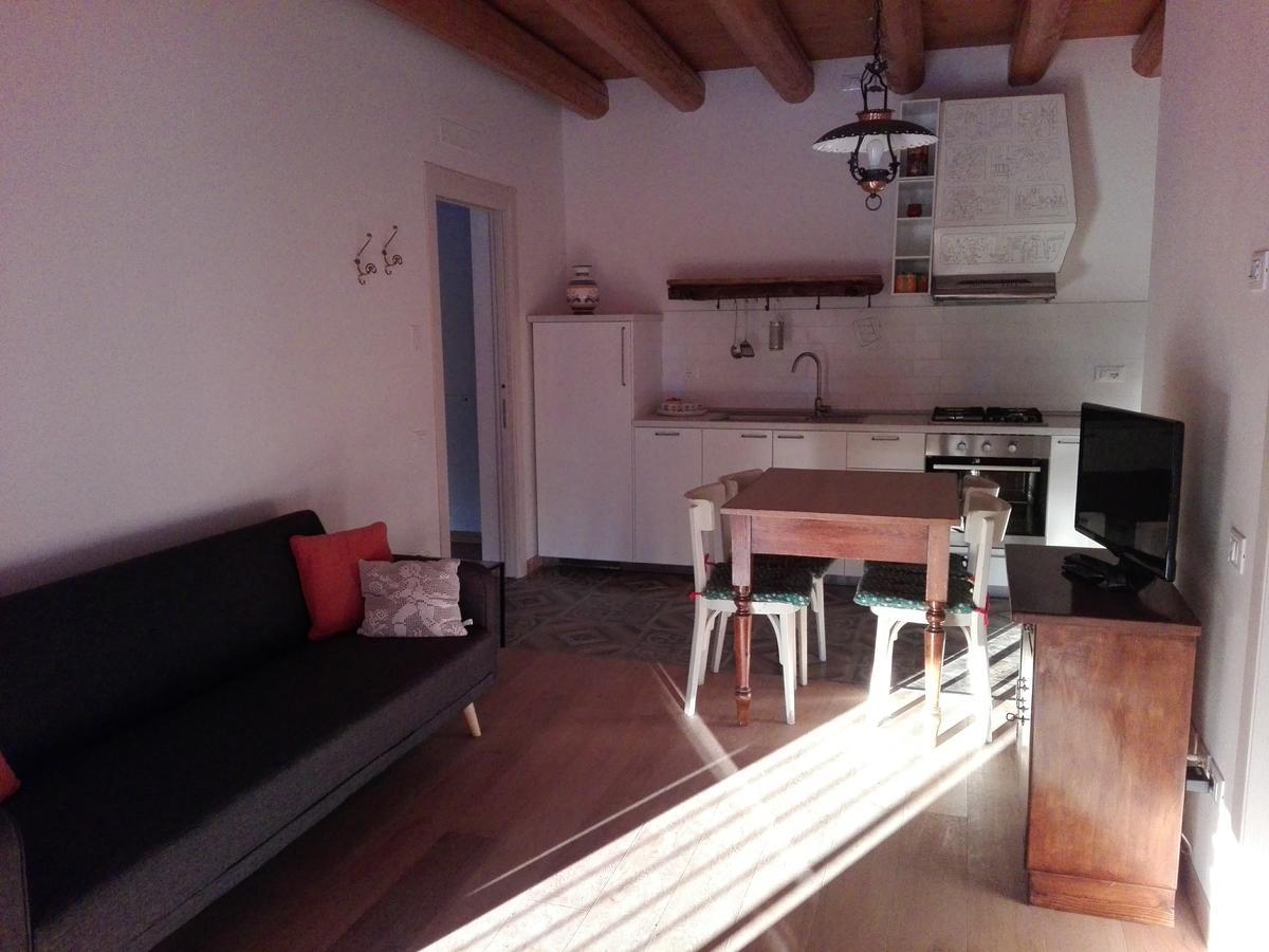 Agriturismo La Sophora 몬테갈델라 외부 사진